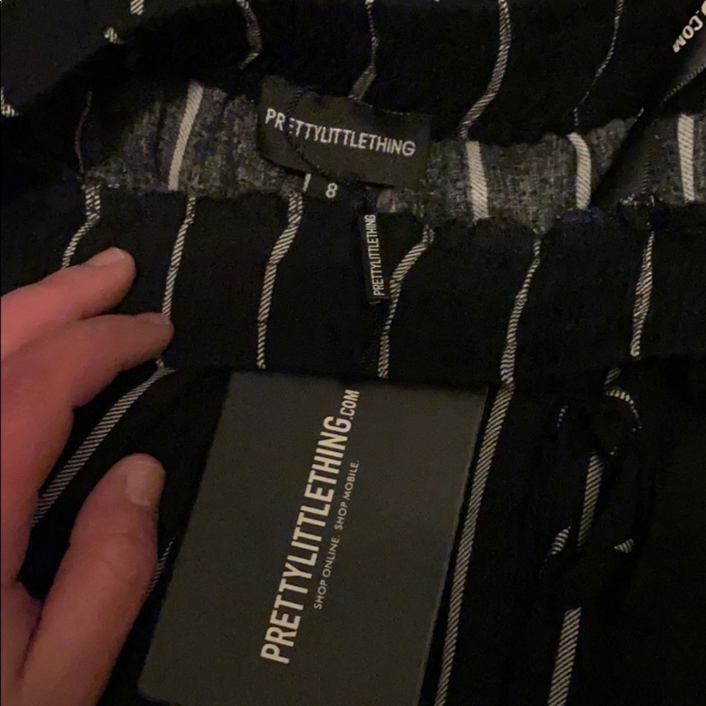 PrettyLittleThing Pants - Picture 3 of 3
